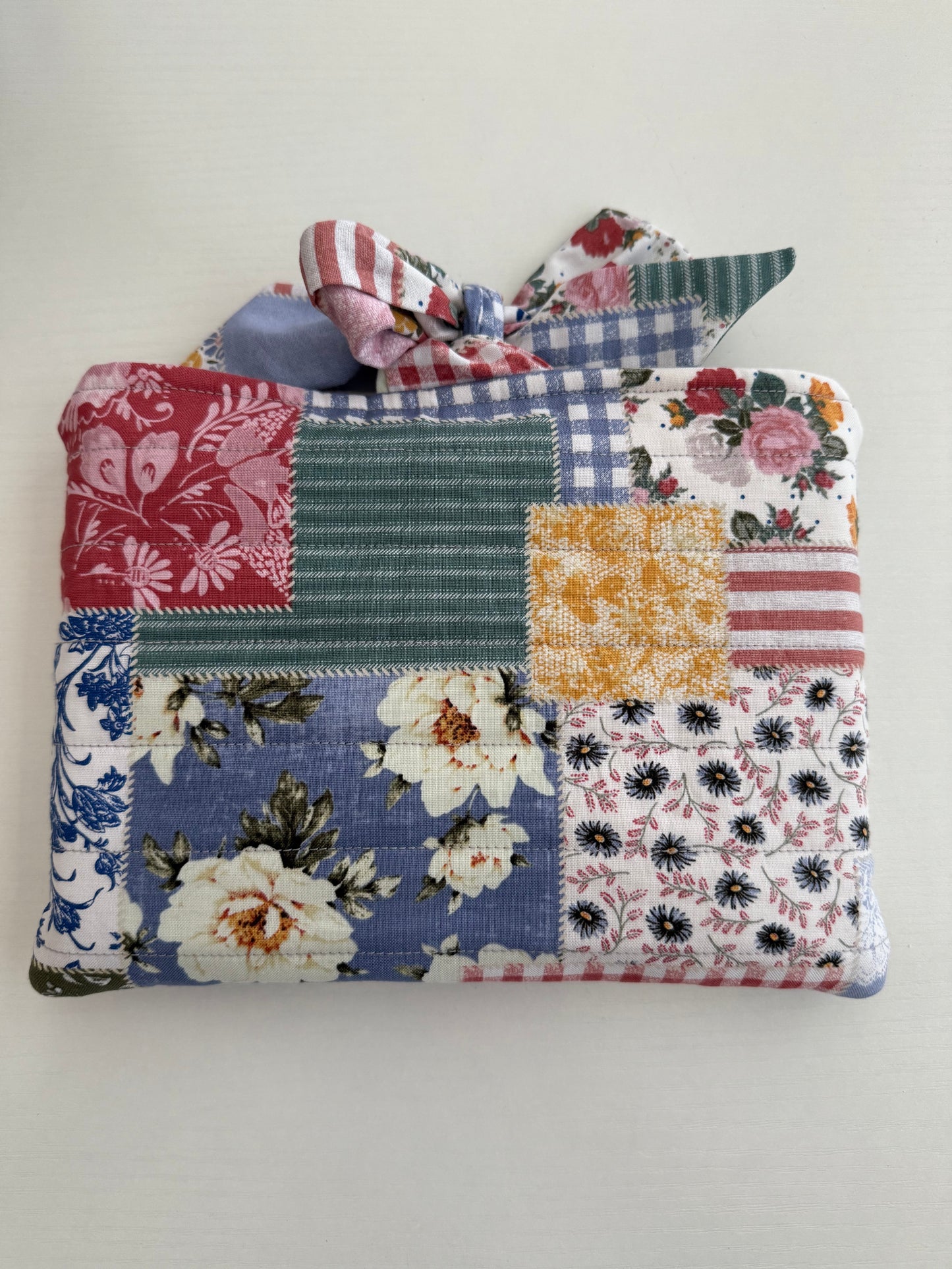 Handmade Bow Tie Book Sleeve – Cozy Reads